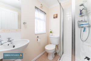 En-Suite- click for photo gallery